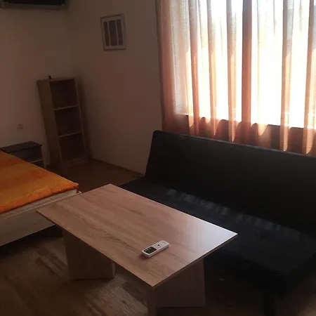 Pensiune Kostadinovi Cernomoreț