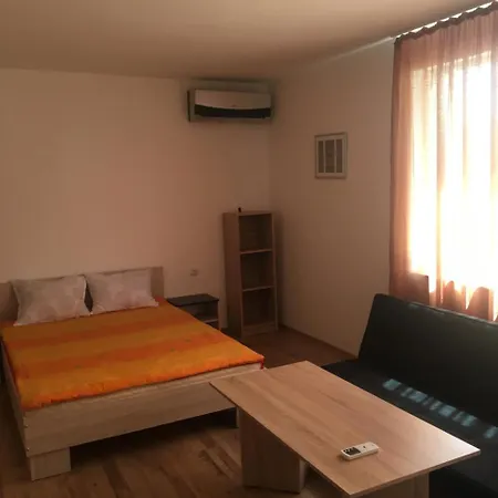Pensiune Kostadinovi Cernomoreț
