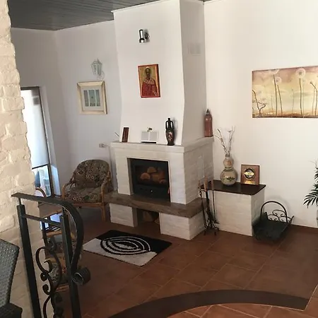 Къща за гости Kostadinovi